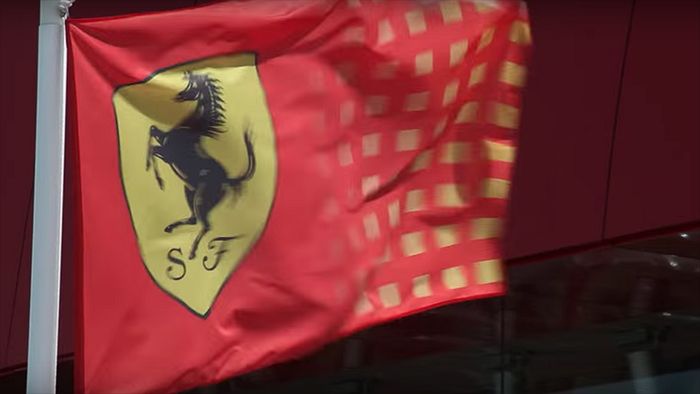 Full Motion F1 Simulator - Opening Ferrari Store Madrid
